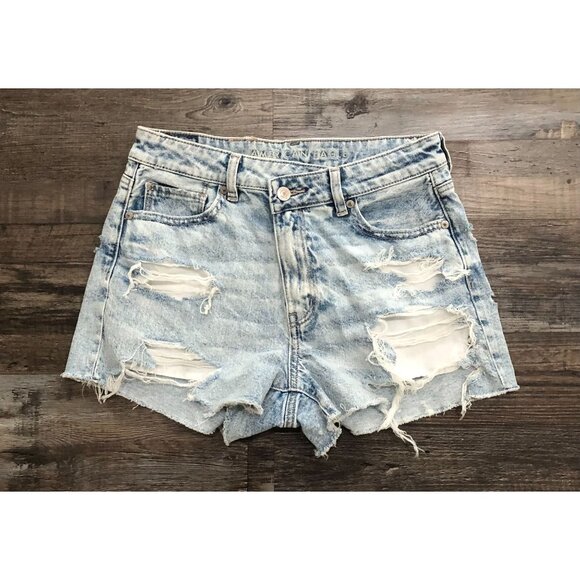 American Eagle Pants - American Eagle Womens Size 4 Denim Blue Jean Mom Shorts New without Tags